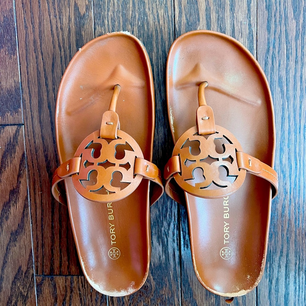 🤎🩴Used 9 1/2 Tory Burch Thongs